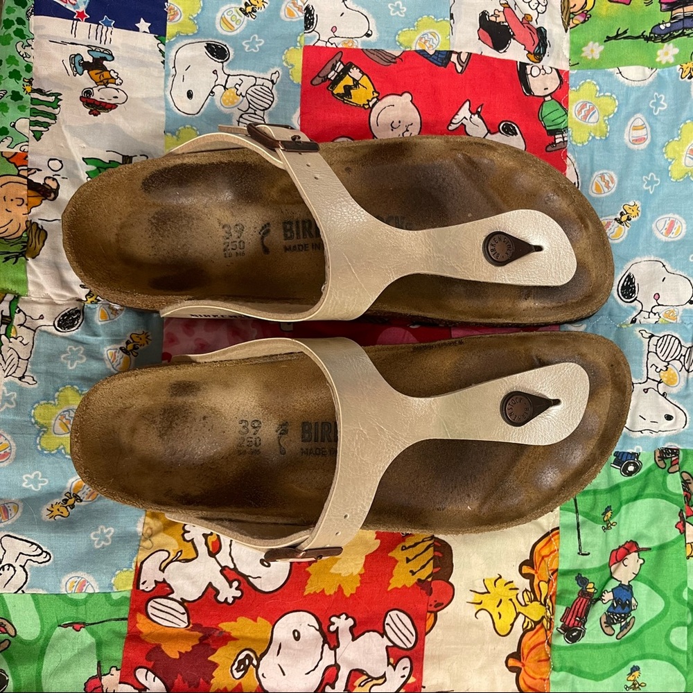 Pearl Gizeh Birkenstocks 39